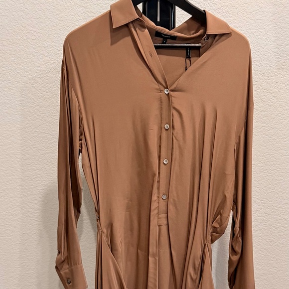 Dress - Picture 1 of 2